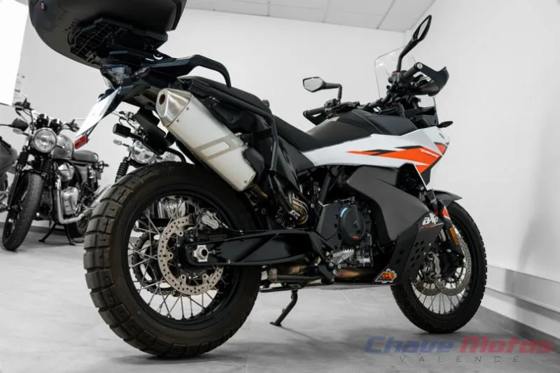 790 ADVENTURE