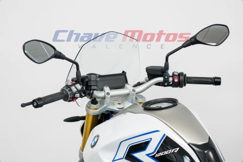 R 1200 R
