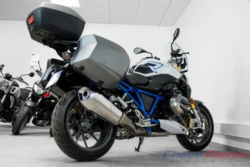 R 1200 R