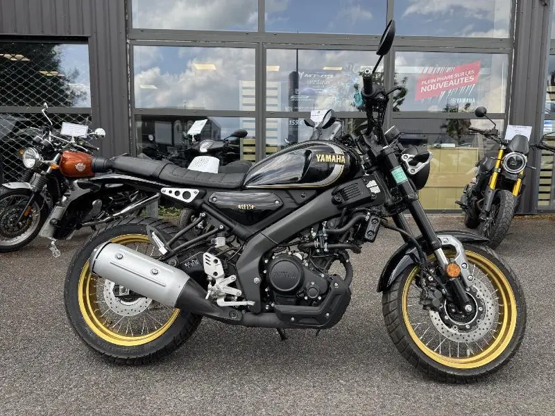 XSR 125 Legacy