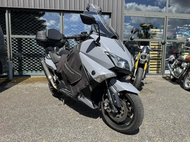 XP TMAX 530 LUX MAX