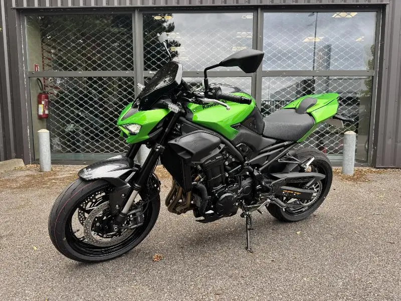 Z 900