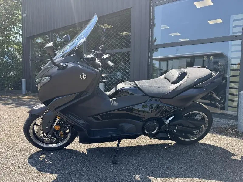 XP TMAX 560 TECH MAX