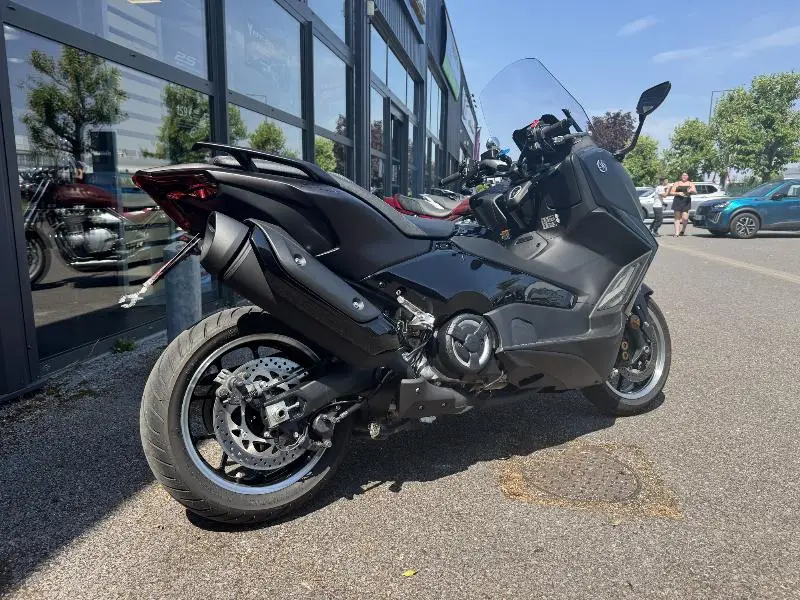 XP TMAX 560 TECH MAX