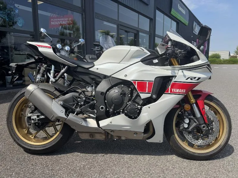 YZFR1 WORLD GP 60TH ANNIVERSARY