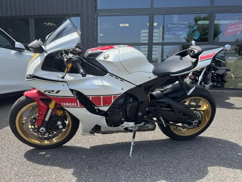 YZFR1 WORLD GP 60TH ANNIVERSARY