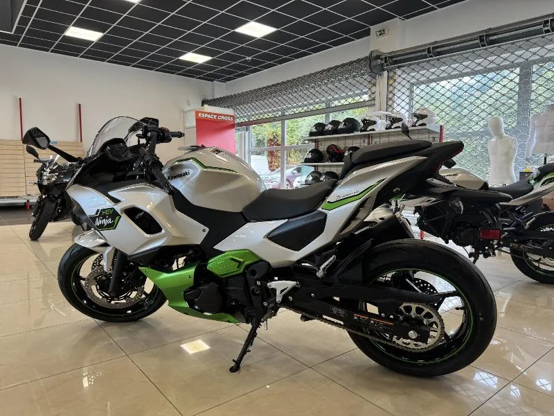 Ninja 7 Hybrid