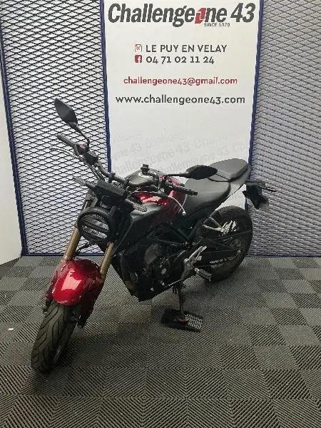 CB125R