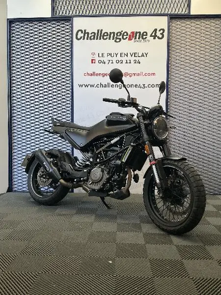 SVARTPILEN 125 ABS