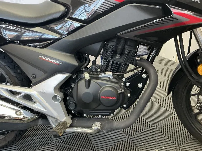 CB 125