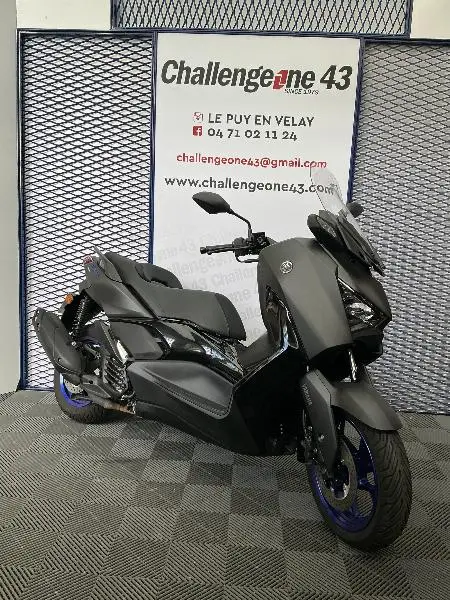 XMAX 125