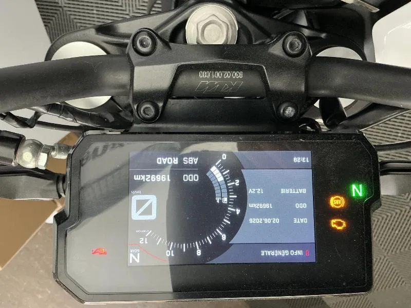 125 DUKE ABS