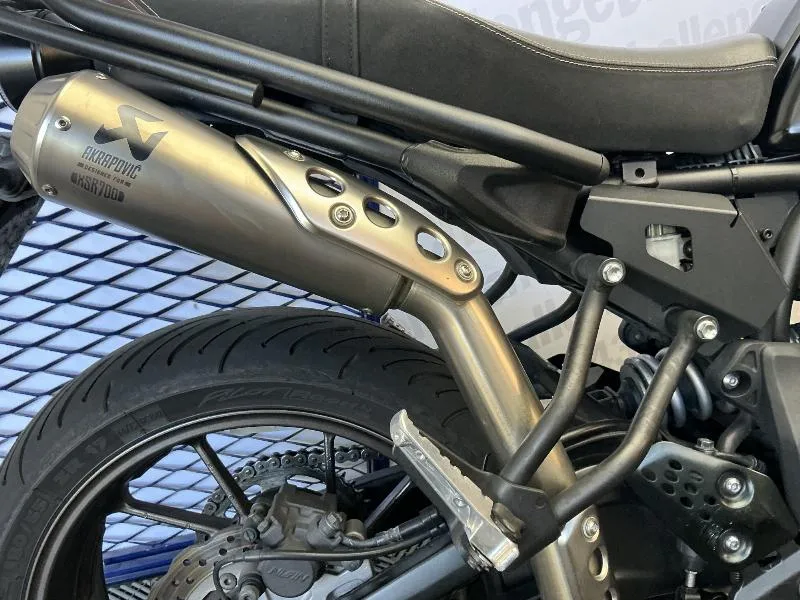 XSR 700