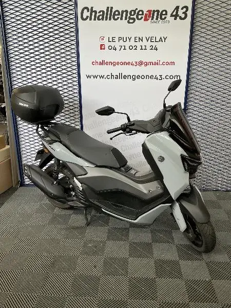 NMAX 125 TECH MAX