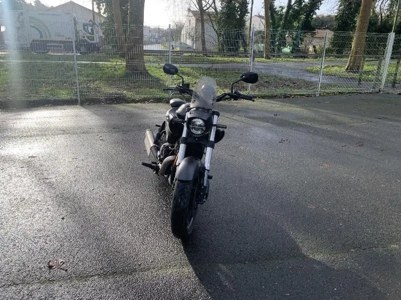 GV 125 R BOBBER