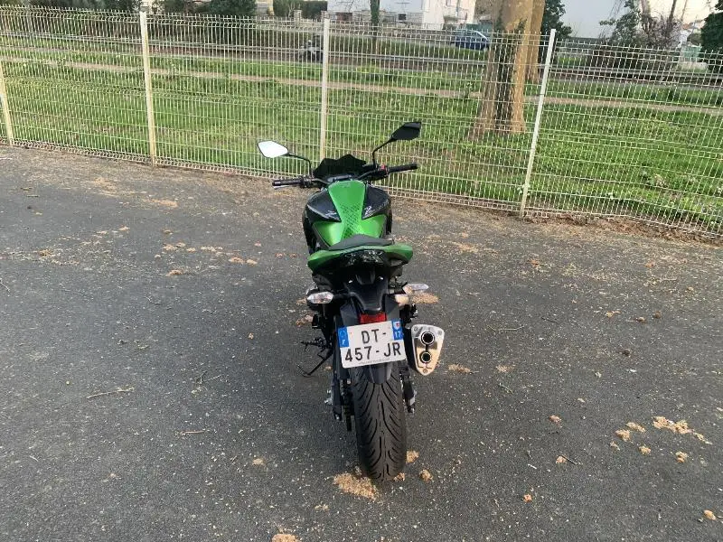Z 800