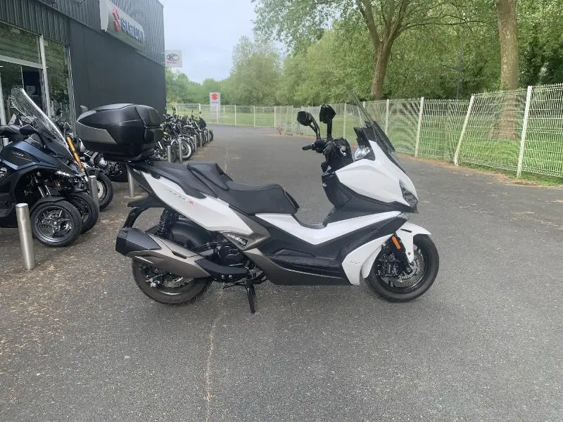 XCITING 400I