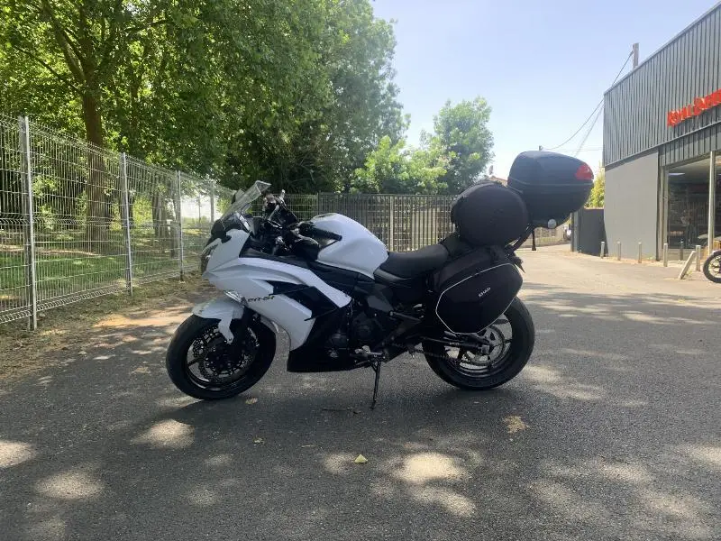 ER6 