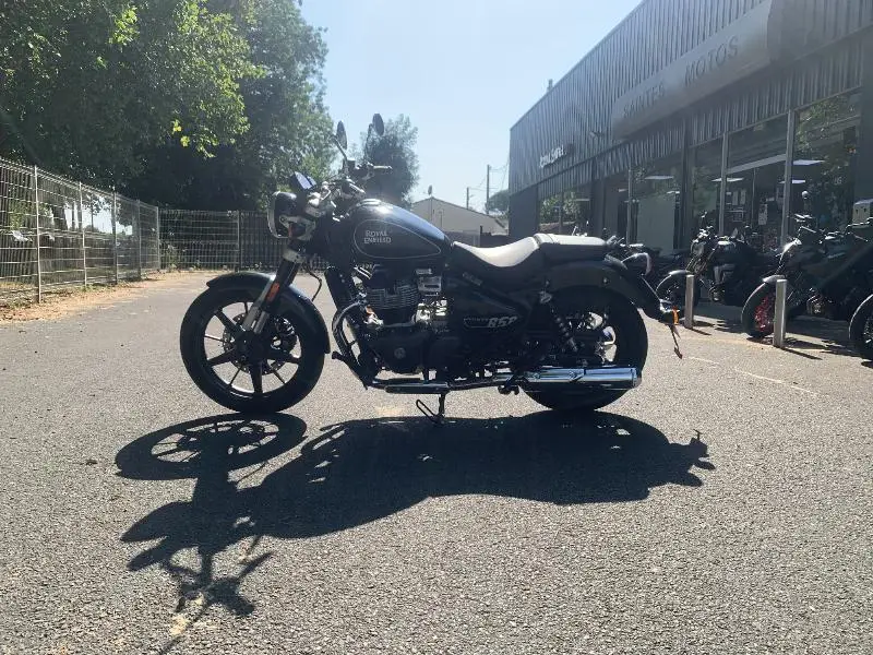 SUPER METEOR 650