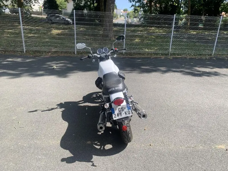 V7