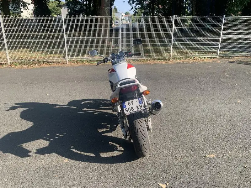 CB 1300