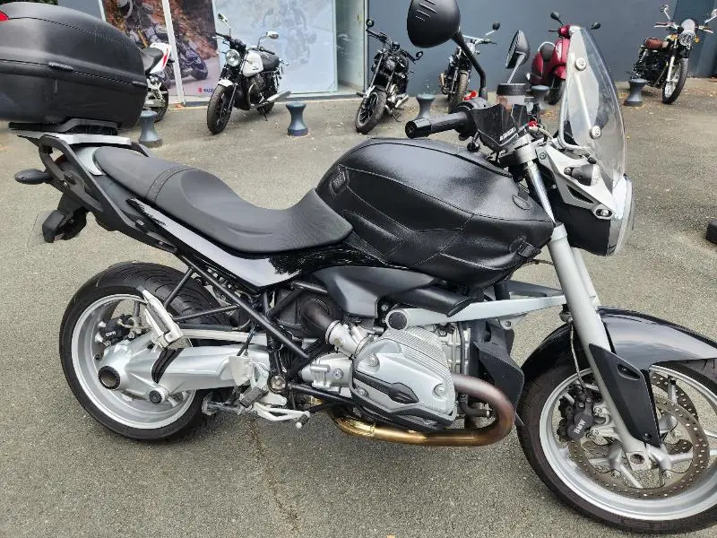 R 1200 R