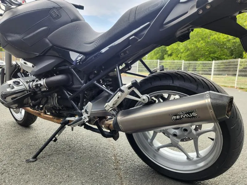 R 1200 R