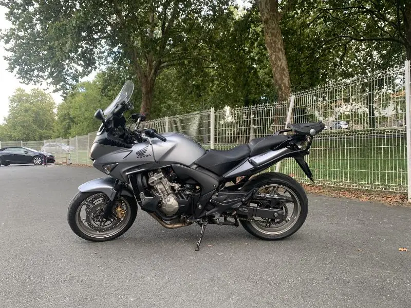 CBF 600 S