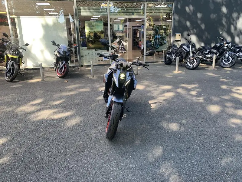 GSX8S A2