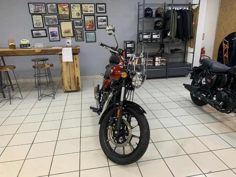 METEOR 350 SUPERNOVA RED