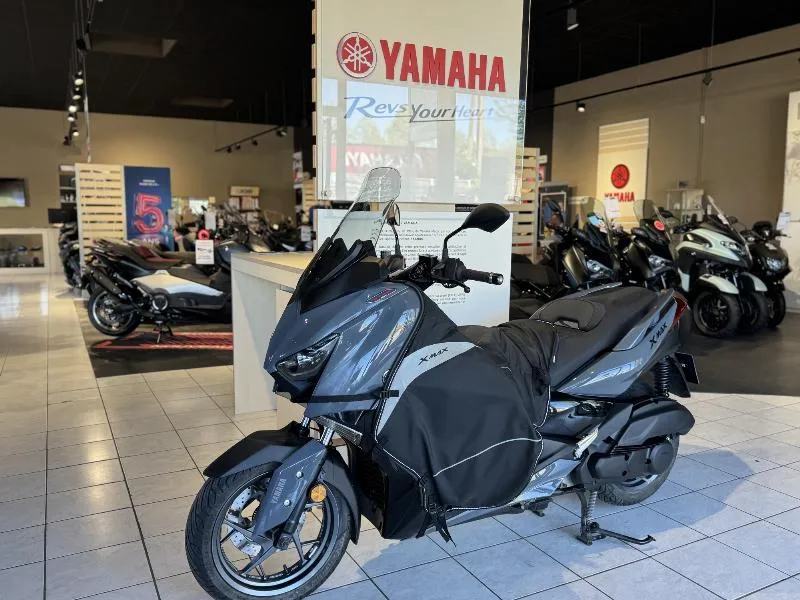 XMAX 125 TECH MAX