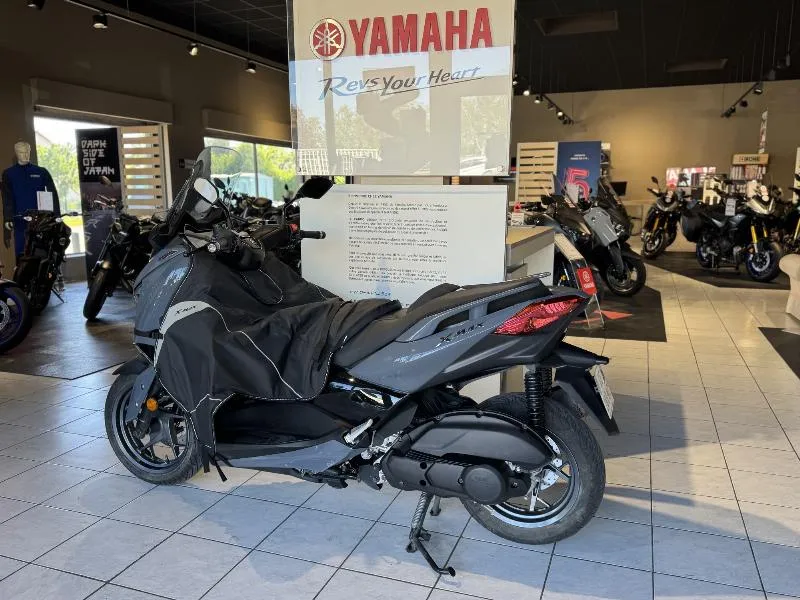 XMAX 125 TECH MAX