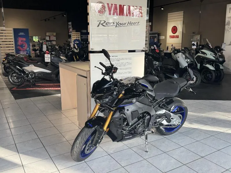 MT10 SP