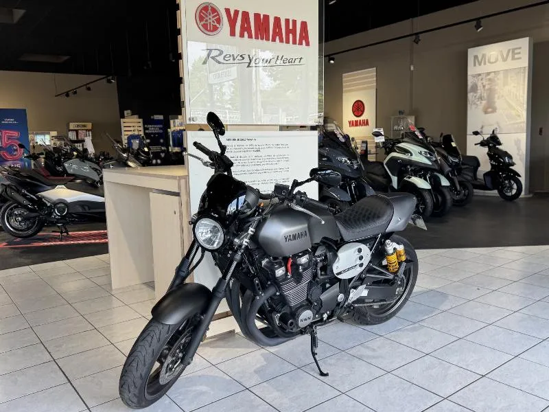XJR 1300