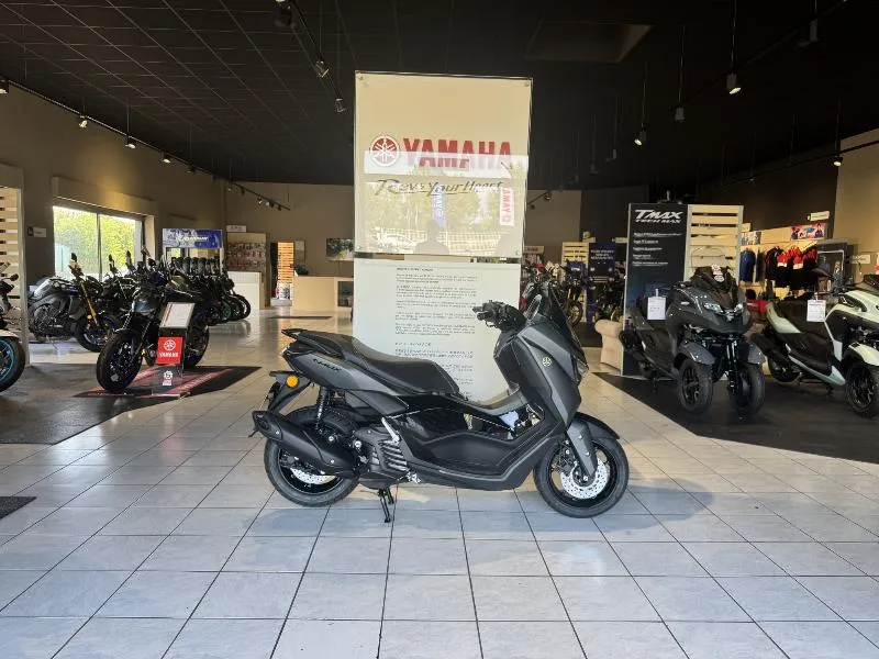 NMAX 125 TECH MAX