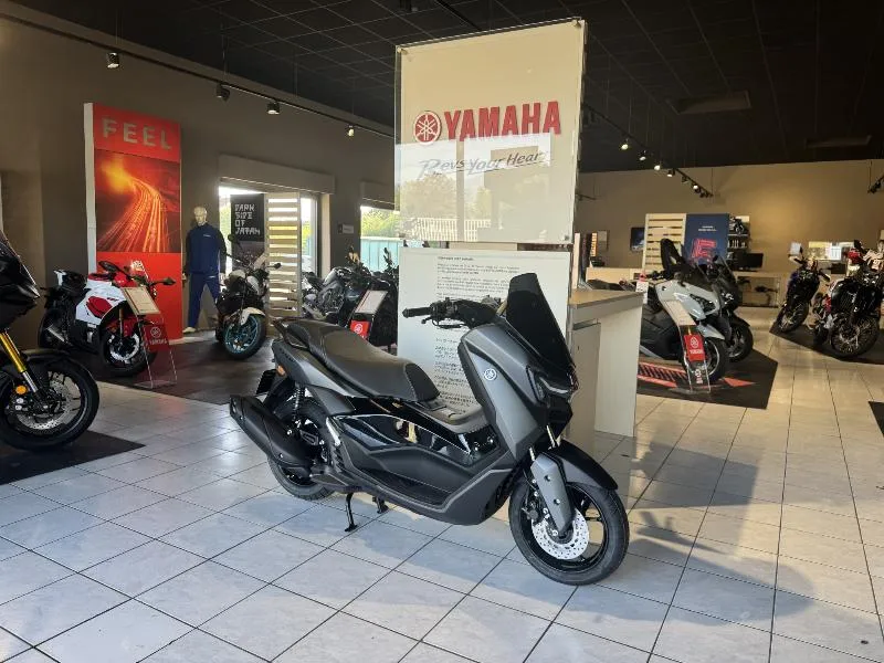NMAX 125 TECH MAX
