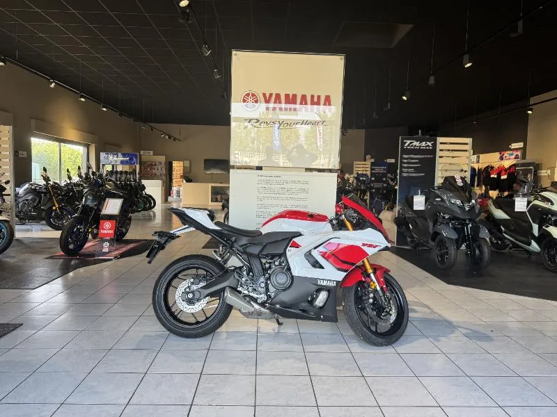 YZFR7