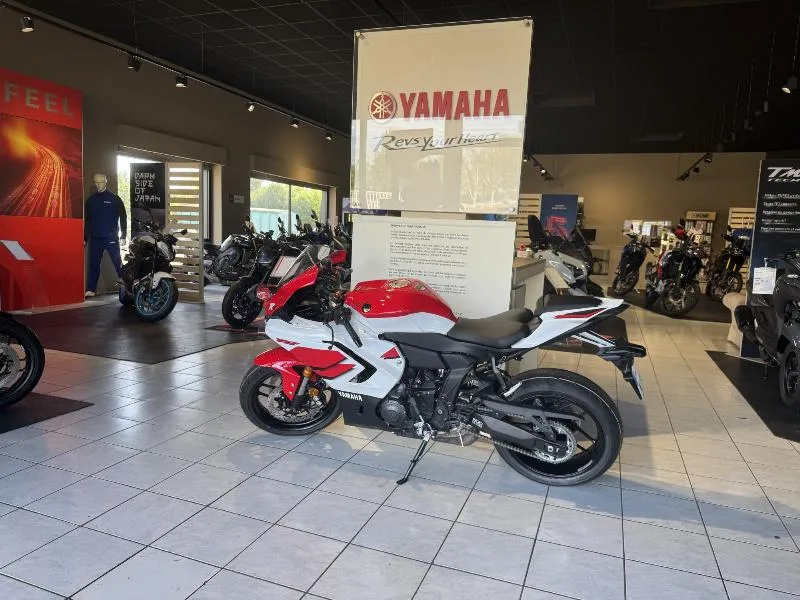 YZFR7