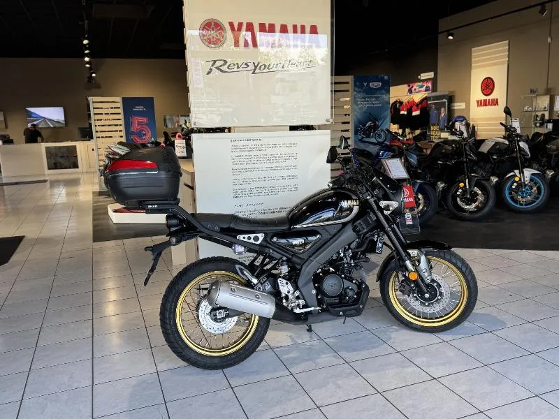 XSR 125 Legacy