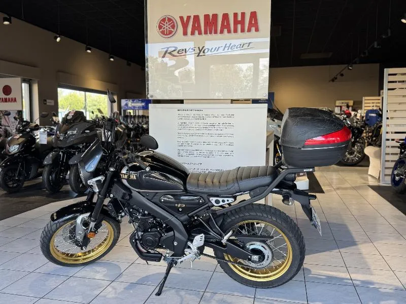 XSR 125 Legacy