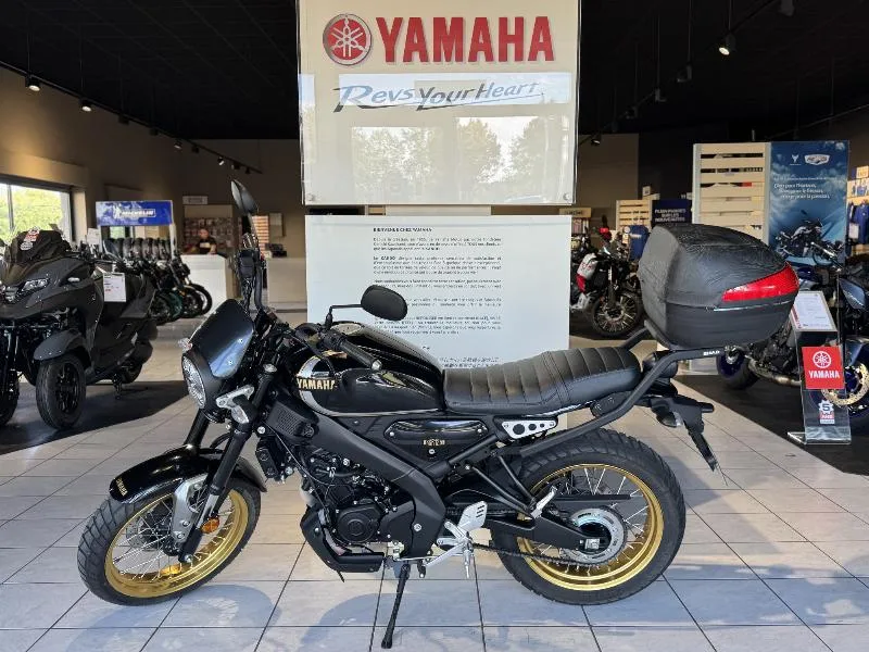 XSR 125 Legacy