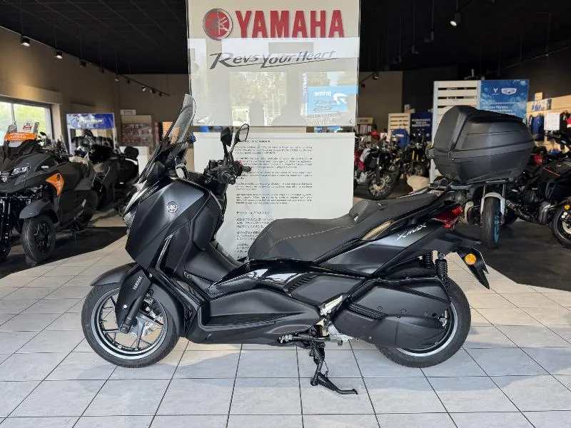 XMAX 300 Tech Max