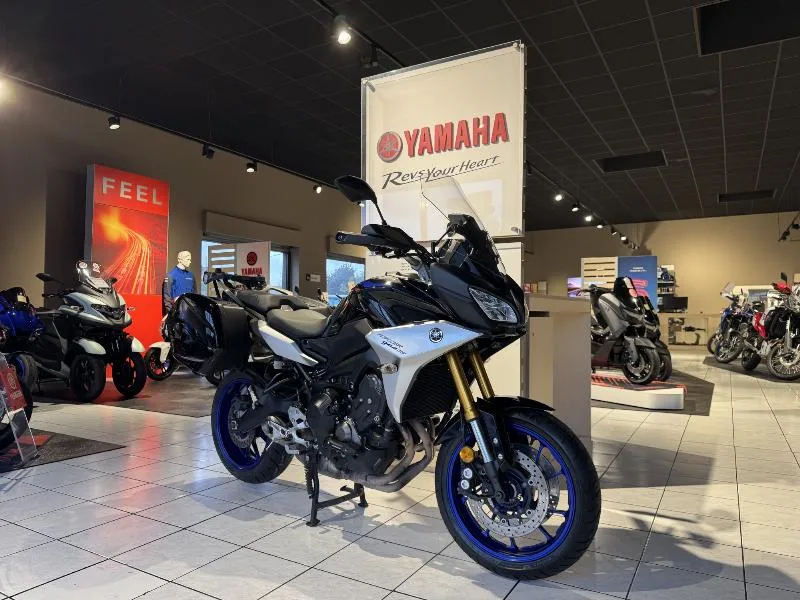 TRACER 900 GT