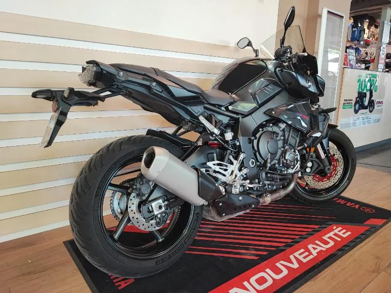 MT10