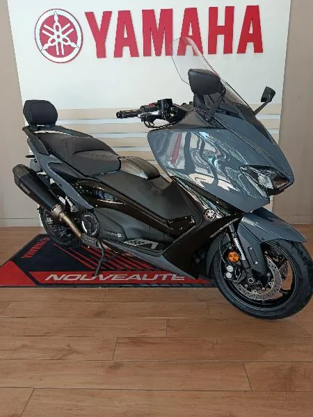 XP TMAX 560 TECH MAX