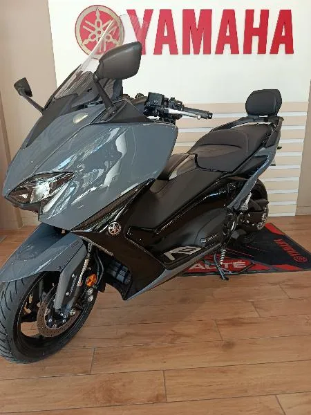 XP TMAX 560 TECH MAX