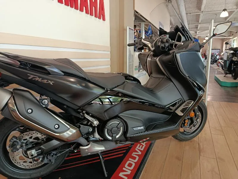 XP TMAX 530 SX