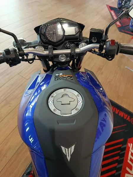 MT03 300