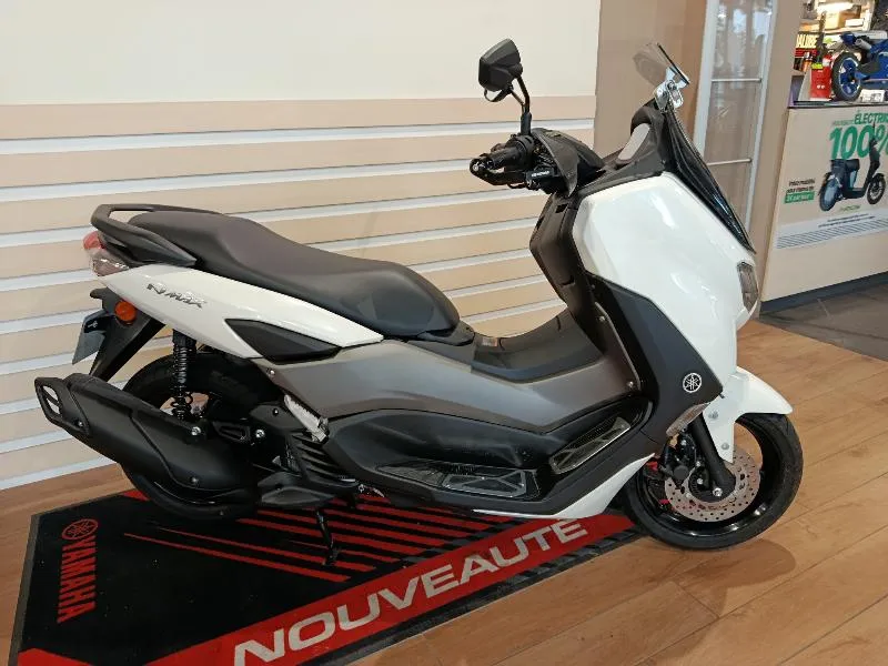 NMAX 125