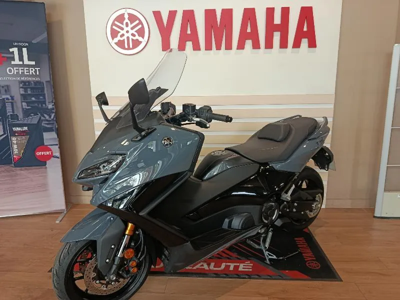 XP TMAX 560 TECH MAX